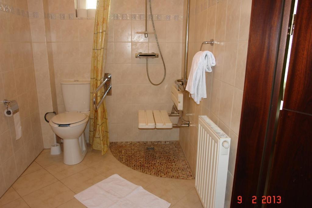 Pokoje Hotelowe Wiktoria Goczałkowice-Zdrój Kamer foto